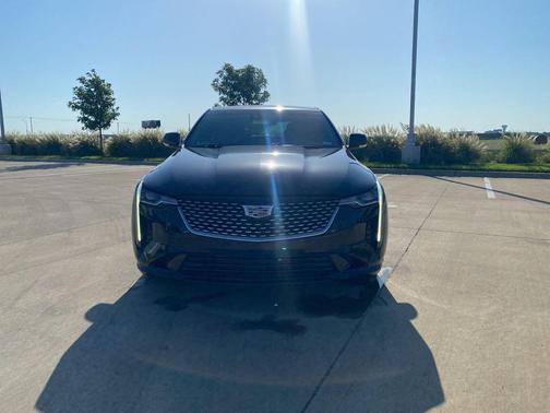 2021 Cadillac CT4 Luxury