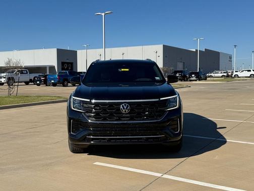 2024 Volkswagen Atlas Cross Sport 2.0T SEL
