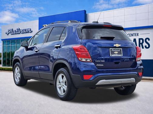 Blue Topaz Metallic 2017 Chevrolet Trax LT