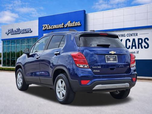 Blue Topaz Metallic 2017 Chevrolet Trax LT