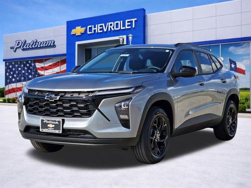 Sterling Gray Metallic 2026 Chevrolet Trax LT