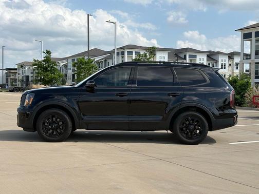 Ebony Black 2024 Kia Telluride SX X-Pro