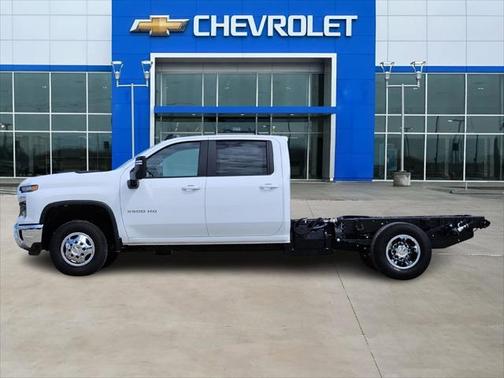 2025 Chevrolet Silverado 3500 LT