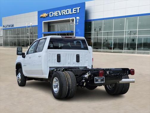 2025 Chevrolet Silverado 3500 LT
