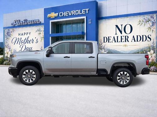 Sterling Gray Metallic 2026 Chevrolet Silverado 2500 Custom