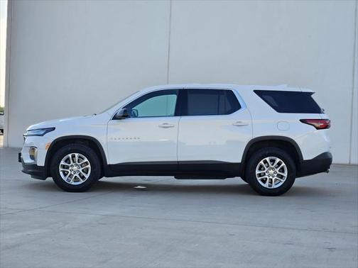 2022 Chevrolet Traverse LS