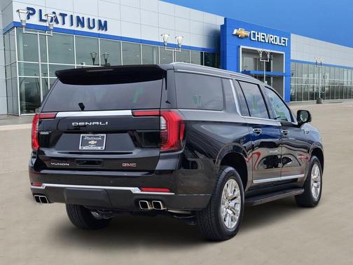 Onyx Black 2025 GMC Yukon XL Denali