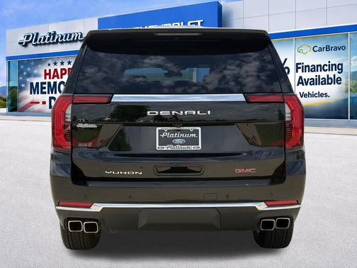 Onyx Black 2025 GMC Yukon XL Denali