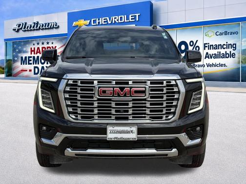 Onyx Black 2025 GMC Yukon XL Denali