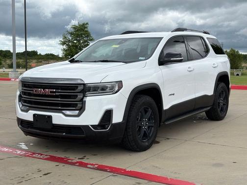 Summit White 2023 GMC Acadia AWD AT4
