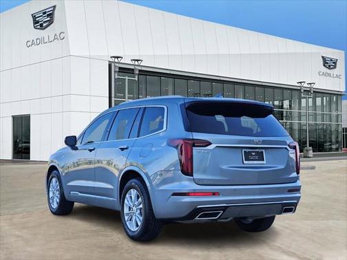 2025 Cadillac XT6 Luxury FWD