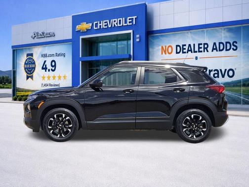 Mosaic Black Metallic 2023 Chevrolet Trailblazer LT