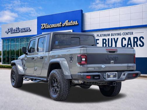 Sting-Gray Clearcoat 2021 Jeep Gladiator Willys 4x4