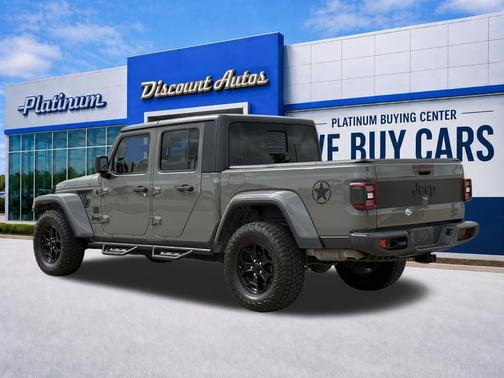 Sting-Gray Clearcoat 2021 Jeep Gladiator Willys 4x4