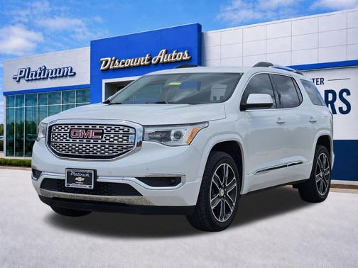 White Frost Tricoat 2019 GMC Acadia Denali