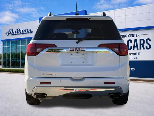 White Frost Tricoat 2019 GMC Acadia Denali