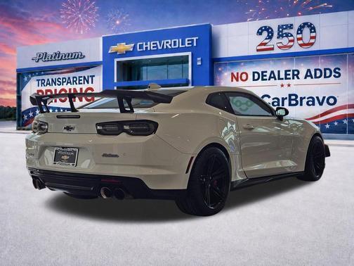 Summit White 2022 Chevrolet Camaro ZL1