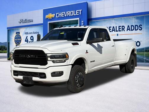 Bright White Clearcoat 2022 RAM 3500 Laramie Crew Cab 4x4 8' Box