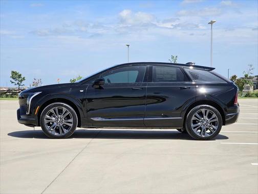 2025 Cadillac OPTIQ Sport 2 AWD