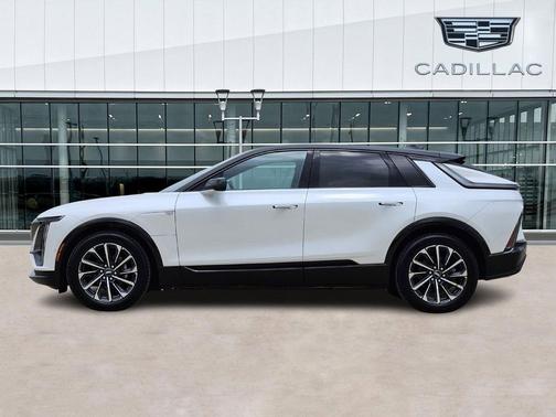 2025 Cadillac LYRIQ Sport