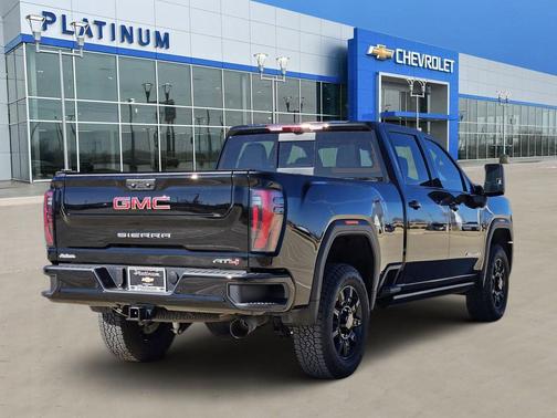 2025 GMC Sierra 2500 AT4