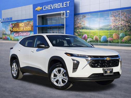 Summit White 2026 Chevrolet Trax LS