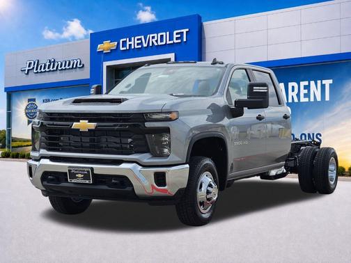 Sterling Gray Metallic 2026 Chevrolet Silverado 3500 WT
