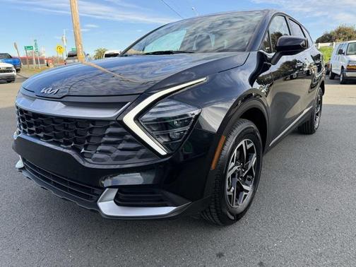 2024 Kia Sportage LX