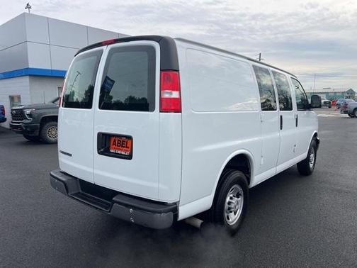 2024 Chevrolet Express 2500 RWD 2500 Regular Wheelbase WT