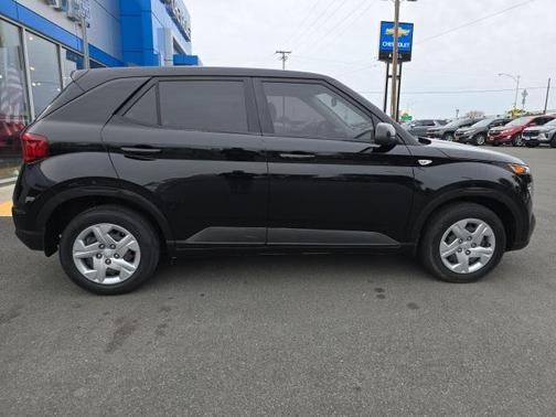 2020 Hyundai VENUE SE
