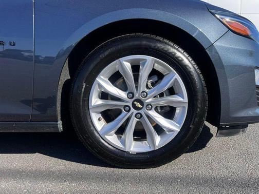 2021 Chevrolet Malibu FWD LT