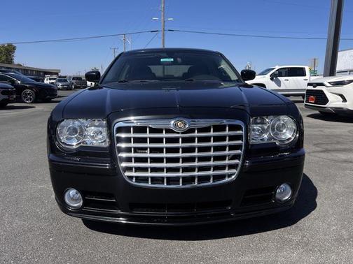 2006 Chrysler 300 SRT8