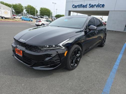 2024 Kia K5 GT-Line