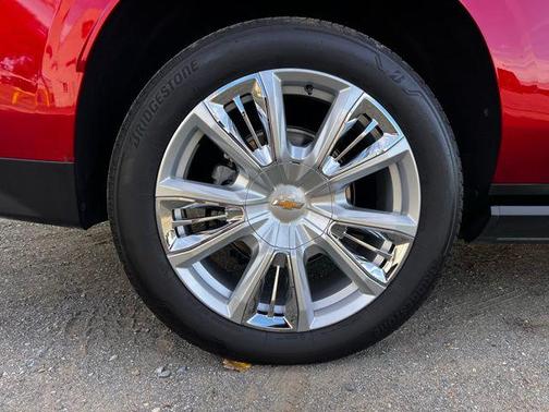 2024 Chevrolet Suburban 4WD High Country