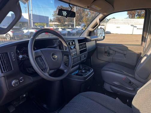 2024 Chevrolet Express 2500 RWD 2500 Regular Wheelbase WT