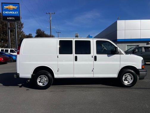 2024 Chevrolet Express 2500 RWD 2500 Regular Wheelbase WT