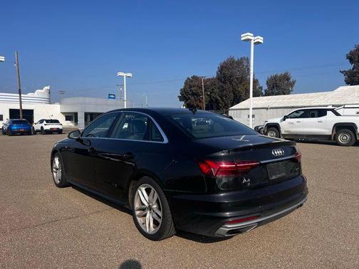 2023 Audi A4 45 S line Premium Plus