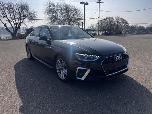 2023 Audi A4 45 S line Premium Plus