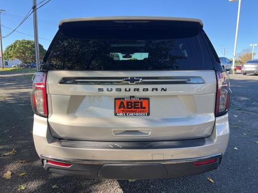 2022 Chevrolet Suburban 4WD Z71