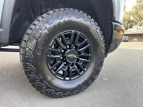 2026 Chevrolet Silverado 2500 ZR2