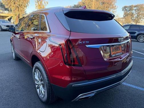 2023 Cadillac XT5 Premium Luxury
