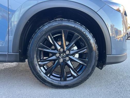 2024 Mazda CX-5 Carbon Edition