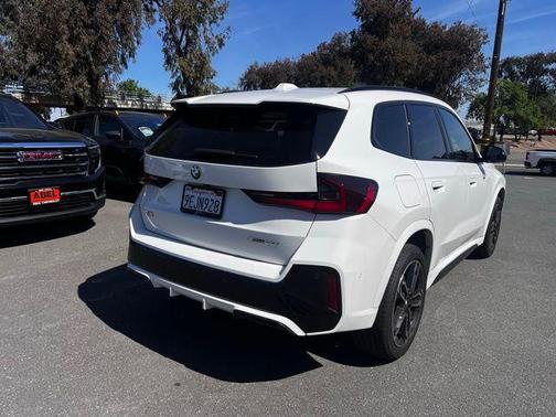 2023 BMW X1 xDrive28i