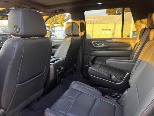 2023 Chevrolet Tahoe 4WD RST