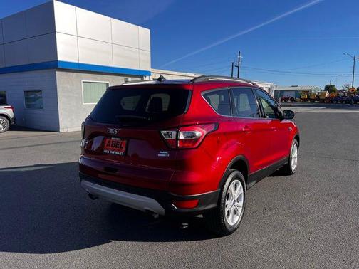 Ruby Red Metallic Tinted Clearcoat 2018 Ford Escape SEL