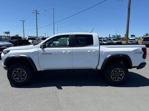 Summit White 2026 Chevrolet Colorado ZR2