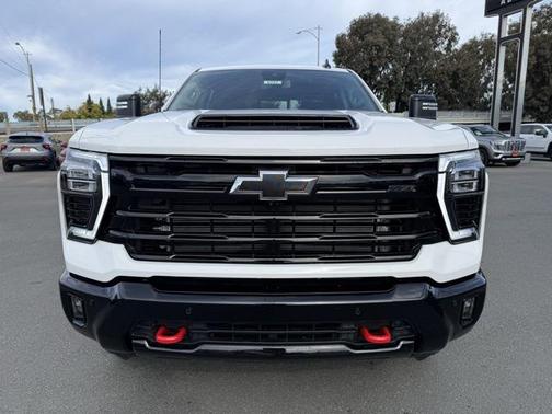 2026 Chevrolet Silverado 3500 LT