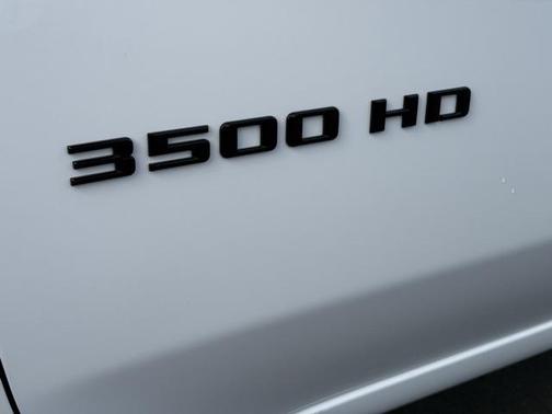 2026 Chevrolet Silverado 3500 LT