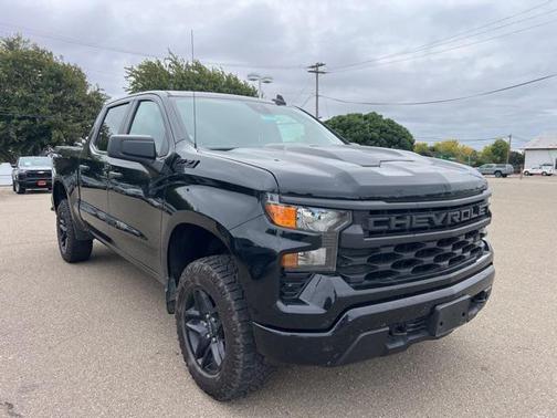 2022 Chevrolet Silverado 1500 Custom Trail Boss