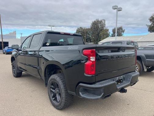 2022 Chevrolet Silverado 1500 Custom Trail Boss